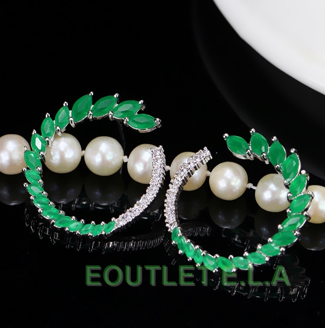 26mm SIM EMERALD CZ FLOWER WRETCH SILVER EARRINGS